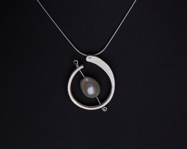 Silver Abstract Pearl Pendant